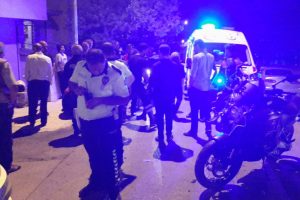 Dur ihtarına uymayan aracı kovalayan Yunus ekibi kaza yaptı: 1'i polis 2 yaralı