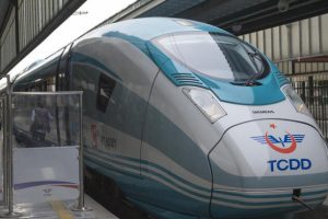 Ankara YHT Garı CIP salonu hizmete a&ccedil;ıldı