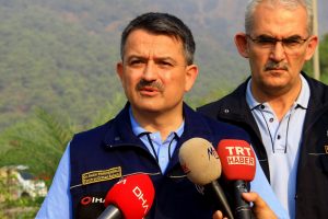 Bakan Pakdemirli'den 'kurban' uyarısı