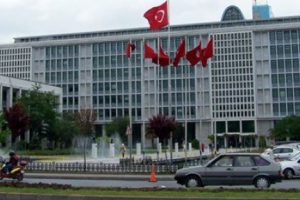 İstanbul B&uuml;y&uuml;kşehir Belediyesi'nden fıskiye kazası a&ccedil;ıklaması