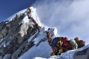 Nepal H&uuml;k&uuml;meti'nden 'Everest' kararı