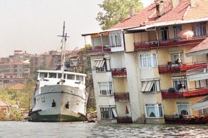 17 Ağustos depreminin 20'nci yılı...