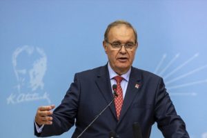 CHP'li &Ouml;ztrak: Se&ccedil;imle gelen kayyumla gidecekse sandık anlamını kaybeder