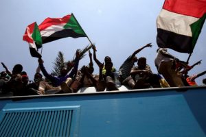Sudan'da yeni konseyin ilanı ertelendi