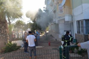 Mutfakta &ccedil;ıkan yangın korkulu anların yaşanmasına neden oldu