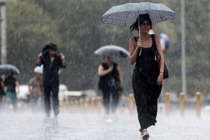 Meteorolojiden g&ouml;k g&uuml;r&uuml;lt&uuml;l&uuml; sağanak yağış uyarısı
