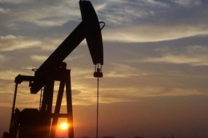 Brent petrol&uuml;n varili 60,04 dolar oldu
