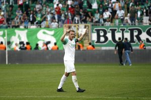 Bursaspor'da Ertuğrul Ersoy i&ccedil;in Metz'in kararı bekleniyor