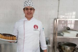 19 yaşındaki otel &ccedil;alışanı odasında &ouml;l&uuml; bulundu!
