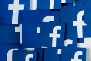 Facebook kullanıcıları veri takibinden haberdar olacak