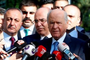 Devlet Bah&ccedil;eli: HDP, 105 belediyenin 95'ine kayyum atanmasından ders almamış