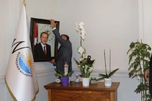Diyarbakır, Van ve Mardin'de belediye meclisleri de feshedildi