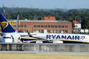 İrlanda mahkemesi Ryanair pilotların grev kararını ge&ccedil;ersiz saydı