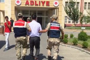 FET&Ouml;'c&uuml; şahıs d&uuml;ğ&uuml;nde yakalandı