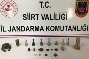 Tarihi eser operasyonu: 14 malzeme ele ge&ccedil;irildi