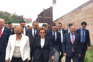 Celal Bayar, vefatının 33. yılında Bursa'da anıldı