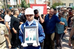 Şehit Uzman &Ccedil;avuş Mehmet U&ccedil;ar son yolculuğuna uğurlandı