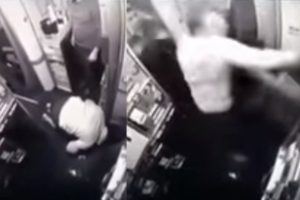 U&ccedil;akta namaz kılan yolcu, kabin g&ouml;revlisine saldırdı!