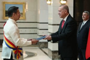 Cumhurbaşkanı Erdoğan Filipinler'in Ankara B&uuml;y&uuml;kel&ccedil;isi'ni kabul etti