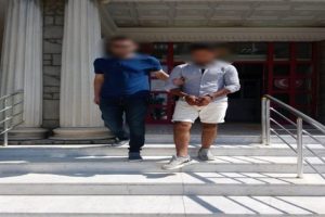 &Ccedil;alıntı motosikletle uyuşturucu servisi yaparken yakalandı