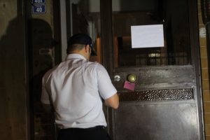 Toprak kaydı, 2 apartmandaki vatandaşlar tahliye edildi