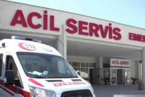 61 &ouml;ğrenci hastaneye kaldırıldı!