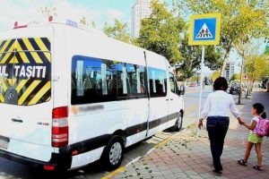 Okul servis &uuml;cretinde y&uuml;ksek fiyatlara dikkat!
