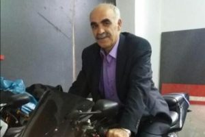 Motosikletle k&ouml;ye giden &ccedil;ifte ayı saldırdı