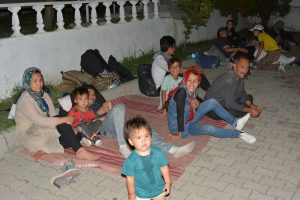 165 ka&ccedil;ak g&ouml;&ccedil;men yakalandı