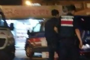 Bursa'da gen&ccedil;lerin kavgası kanlı bitti!