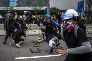 Hong Konglu protestocular: "Ya istiklal ya ölüm"