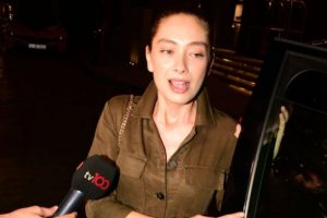 Neslihan Atag&uuml;l'den Fahriye Evcen'e destek