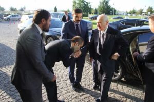 Bah&ccedil;eli 4 yıl sonra yeniden u&ccedil;ağa bindi