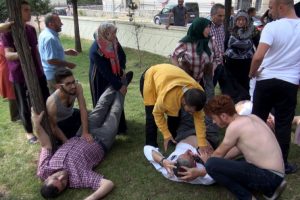 Bahşiş zarfı kavgasında ortalık karıştı!