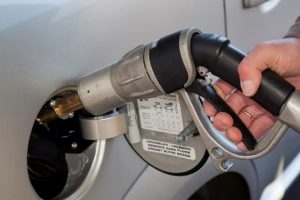 Motorin ve benzinin ardından otogaza da zam geldi