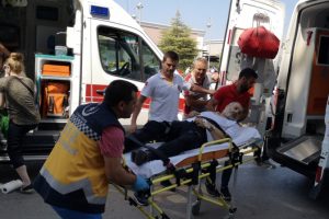 Bursa'da bor&ccedil;-alacak kavgası: 1 &ouml;l&uuml; 4 yaralı