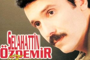 &Uuml;nl&uuml; m&uuml;zisyen hayatını kaybetti