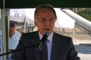 "G&uuml;venli b&ouml;lge kurup Suriyelileri yerleştireceğiz"