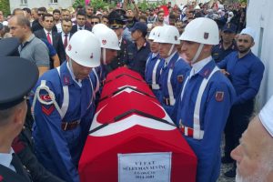 Ankara'da intihar eden Bursalı uzman &ccedil;avuş Harmancık'ta toprağa verildi