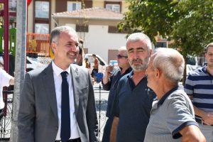 Sinanbey Mahallesi'nde otopark hizmete girdi