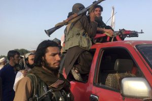 Afganistan'da Taliban saldırısı: 11 &ouml;l&uuml;