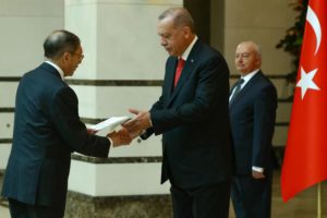 Cumhurbaşkanı Erdoğan, Kolombiya B&uuml;y&uuml;kel&ccedil;isini kabul etti