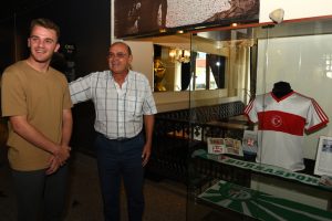 Efsane kaptanın milli forması Bursa'da m&uuml;zelik oldu