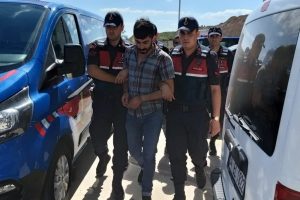 Kocaeli'de uyuşturucu operasyonu: 2 g&ouml;zaltı