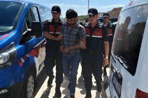 Uyuşturucu operasyonuna: 2 g&ouml;zaltı