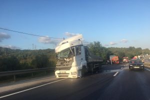 D100 karayolunda korkutan kaza