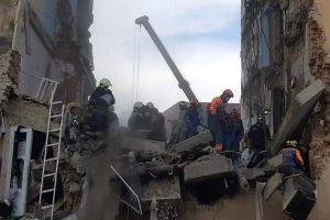 Ukrayna'daki doğal gaz patlamasında &ouml;l&uuml; sayısı 8'e y&uuml;kseldi