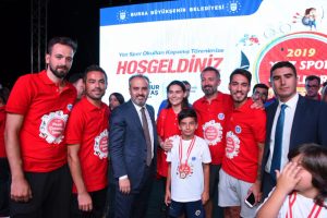 Bursa'da yaz spor okullarına renkli mezuniyet