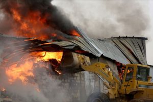 Irak'ın en b&uuml;y&uuml;k alışveriş merkezinde yangın