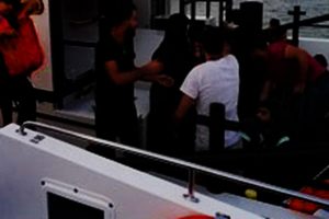 &Uuml;nl&uuml; beach kul&uuml;be insan ka&ccedil;ak&ccedil;ılığı baskını